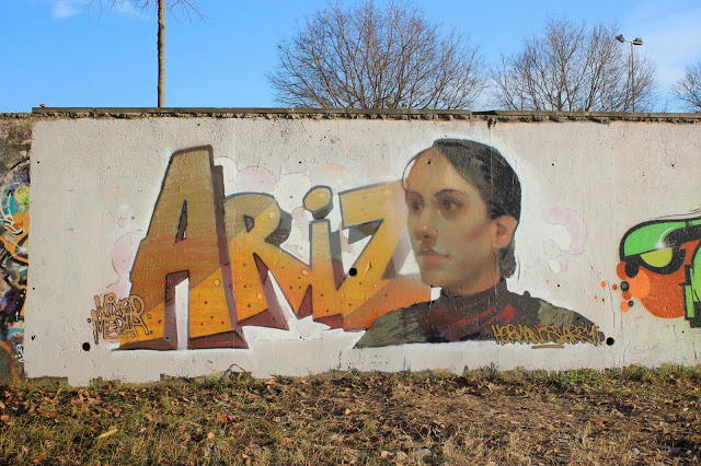 Ariz haciendo graffiti